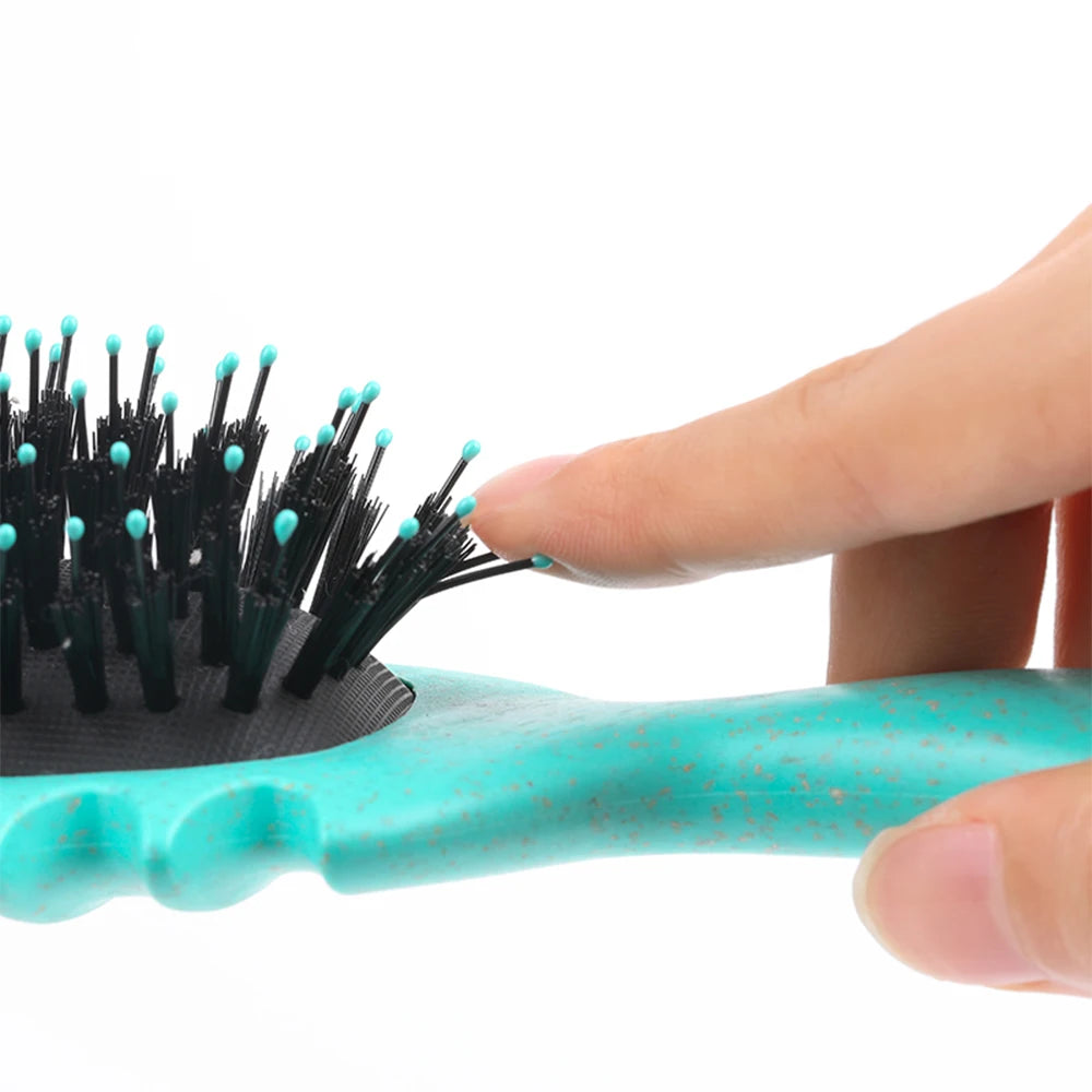 Innovative Curl Defining Brush
