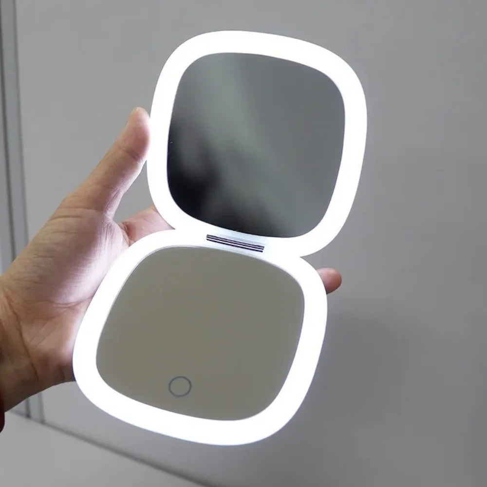 Compact LED Mirror with 10X Zoom