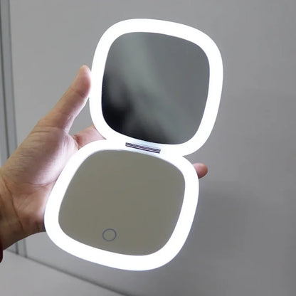 Compact LED Mirror with 10X Zoom